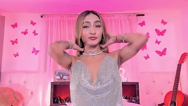 rosemonrooe online show from May 21, 9:44 pm