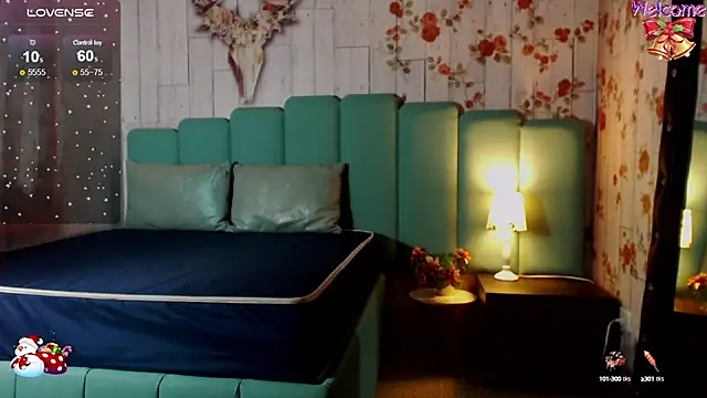 Alison Simmons online show from December 15, 9:53 pm