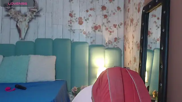 Alison Simmons online show from February 24, 11:21 am