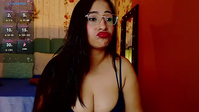 Alison Simmons online show from March 3, 2:26 pm