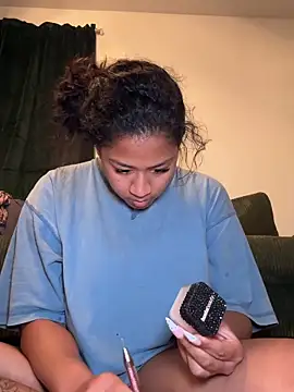 Snapshot of VanessaBling chatting on May 3, 3:12 am VanessaBling online show from May 3, 3:12 am
