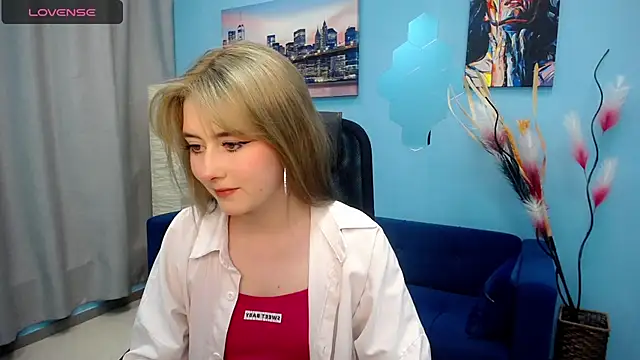 Snapshot of Tweet88 chatting on February 7, 4:56 pm Tweet88 online show from February 7, 4:56 pm