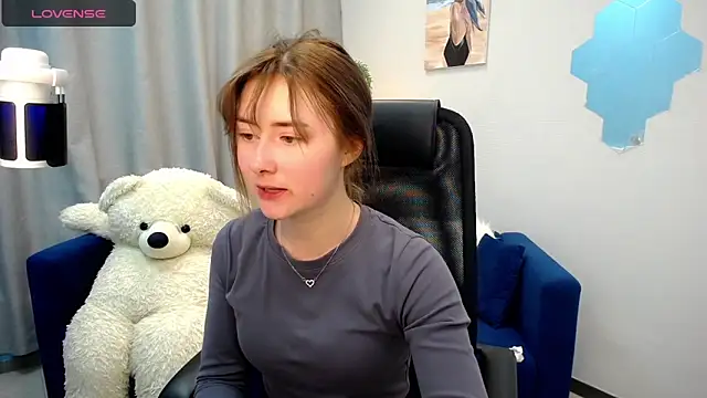 Snapshot of Tweet88 chatting on March 18, 8:48 pm Tweet88 online show from March 18, 8:48 pm