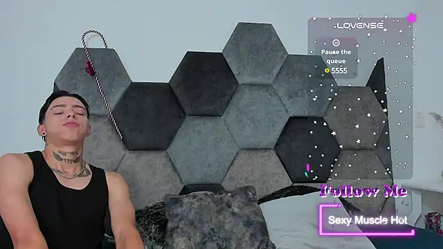 AmberAdams  online show from January 26, 1:15 pm