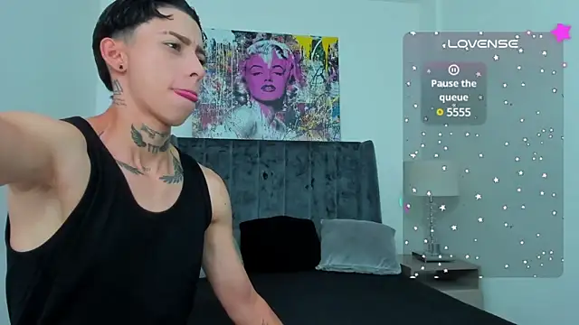 AmberAdams  online show from January 31, 12:40 pm