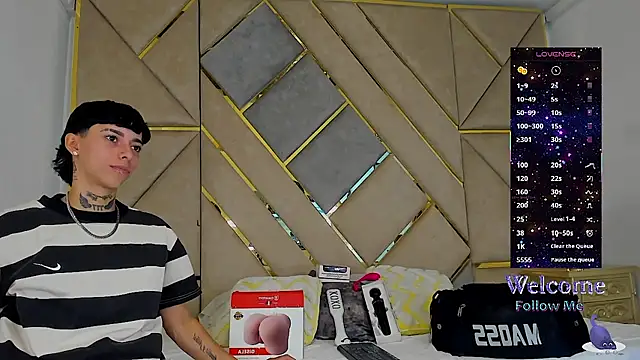 AmberAdams  online show from November 8, 3:34 pm