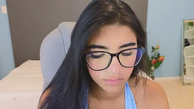 maiaa ruiz online show from October 16, 2:51 pm