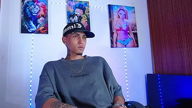 Liam lee online show from January 7, 10:34 pm