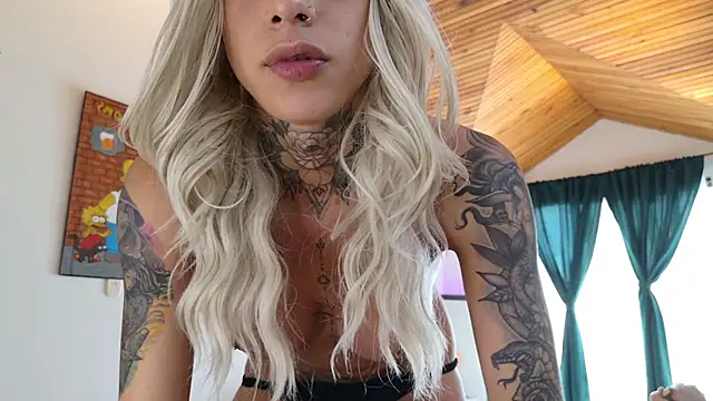 Juana 777 online show from September 28, 3:50 pm