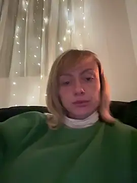 haileyhope  online show from February 15, 7:32 pm