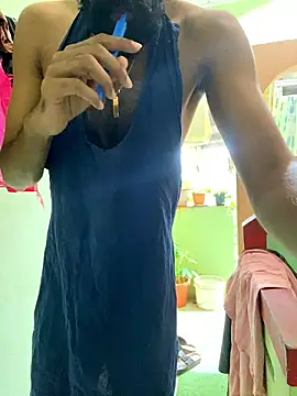 Snapshot of therawnomad chatting on December 2, 8:30 am therawnomad online show from December 2, 8:30 am