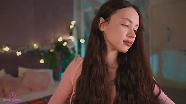 Meow Nancy online show from December 31, 6:05 am