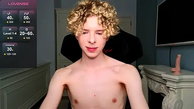 Snapshot of Kudi_Minnt chatting on October 13, 5:13 pm Kudi Minnt online show from October 13, 5:13 pm