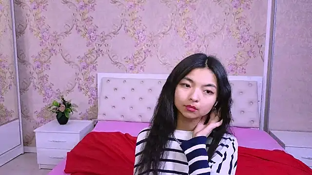 Shy Kira online show from December 11, 12:44 pm
