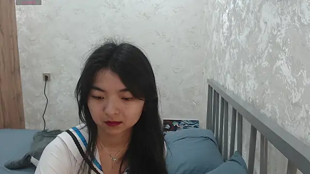 Shy Kira online show from July 9, 9:02 am