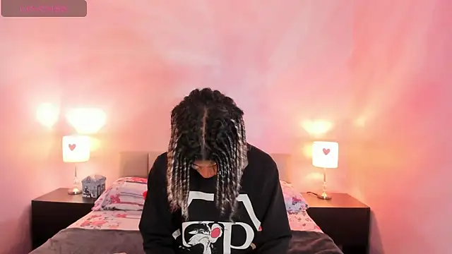 Snapshot of Maxim-Walker chatting on March 13, 3:11 am Maxim-Walker online show from March 13, 3:11 am