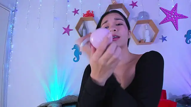 Emiily Parkerr online show from November 18, 3:12 am