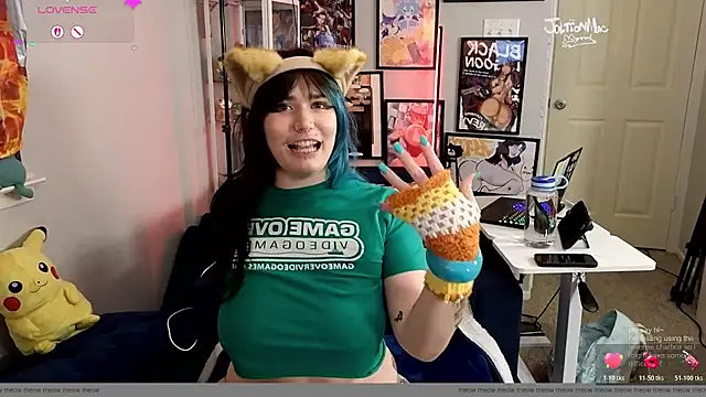 Snapshot of joltionmacc chatting on December 4, 5:50 am joltionmacc online show from December 4, 5:50 am