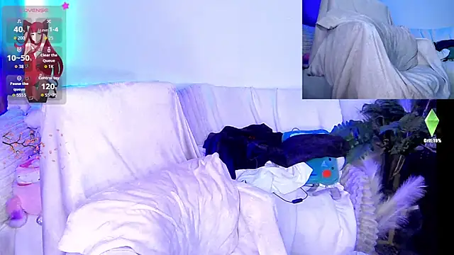 HollyDominic online show from September 17, 7:43 am