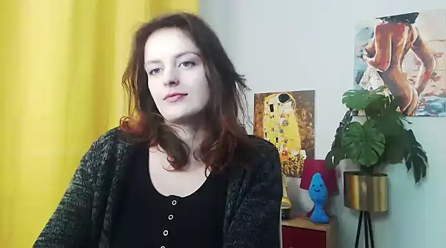 juicyNadine online show from December 16, 9:24 am