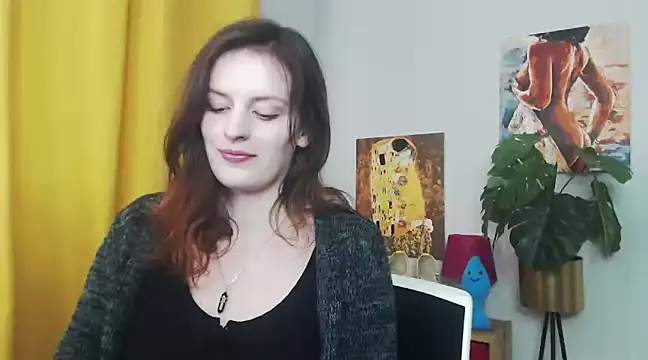 juicyNadine online show from March 3, 9:22 am