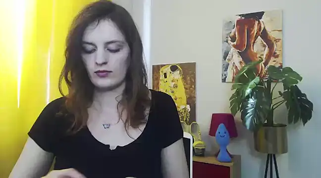 juicyNadine online show from March 10, 12:26 pm