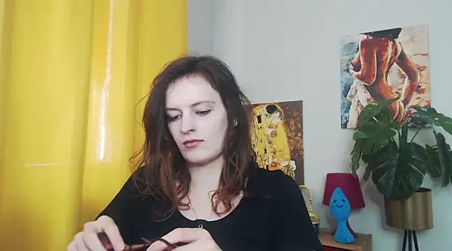 juicyNadine online show from March 17, 12:25 pm