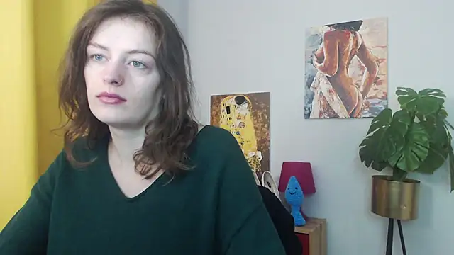 juicyNadine online show from December 3, 5:48 am