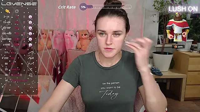 Snapshot of Bella__Swoon chatting on October 25, 3:40 pm Bella Swoon online show from October 25, 3:40 pm