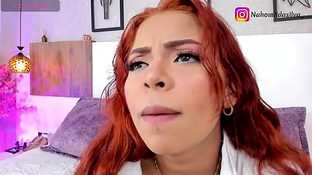 nahomiidasilva  online show from April 1, 7:22 pm