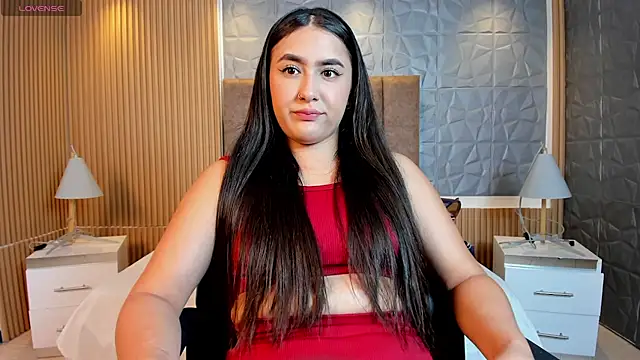 paulina sweett  online show from March 3, 12:44 pm