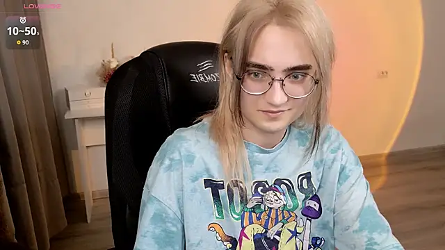 CuteYukiKun online show from April 17, 9:40 pm