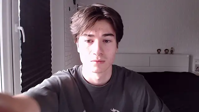 Snapshot of MarkusDean chatting on September 13, 7:08 am MarkusDean online show from September 13, 7:08 am