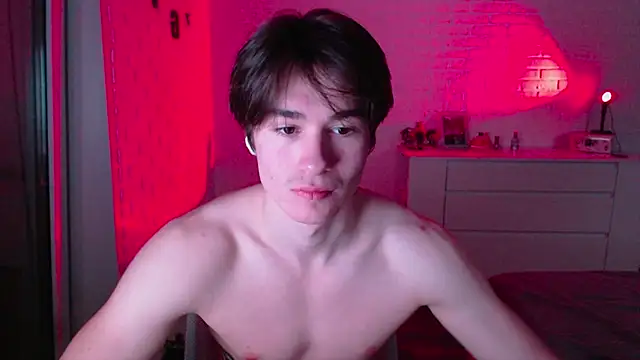 MarkusDean online show from March 29, 4:18 pm