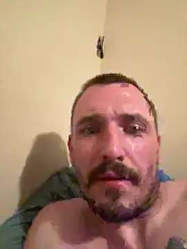Snapshot of Tbone3390 chatting on June 19, 4:39 am Tbone3390 online show from June 19, 4:39 am