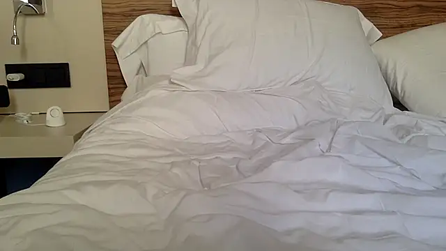 spanishairy online show from March 31, 10:04 am