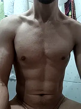 Snapshot of Kaue007 chatting on October 21, 12:39 pm Kaue007 online show from October 21, 12:39 pm