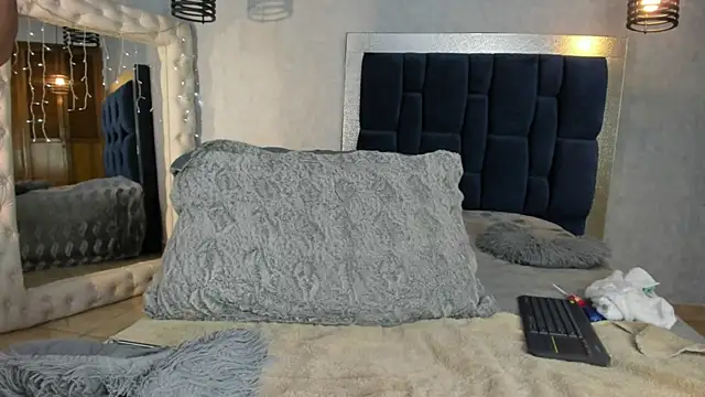 Snapshot of Levy_Steve chatting on December 15, 8:46 pm Levy Steve online show from December 15, 8:46 pm