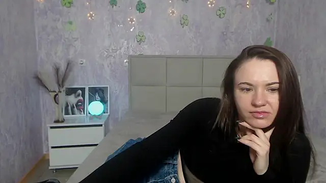 KaraCriegs online show from March 23, 12:26 am