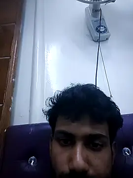 Snapshot of nikshows chatting on January 6, 11:07 am nikshows online show from January 6, 11:07 am