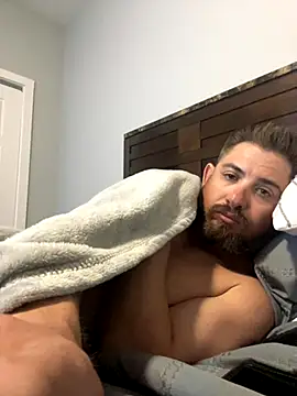 Snapshot of caliguy37 chatting on September 13, 4:01 am caliguy37 online show from September 13, 4:01 am