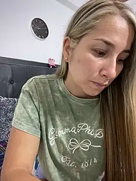 Iris love18 online show from March 14, 1:48 am