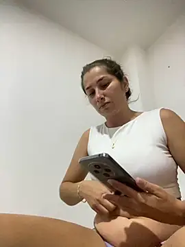 Iris love18 online show from October 4, 11:52 am