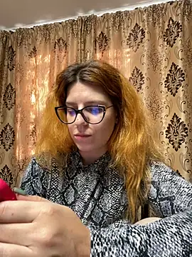 NadiraNoor online show from January 26, 12:33 pm