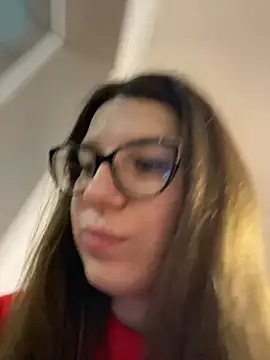 NadiraNoor online show from March 8, 2:45 am