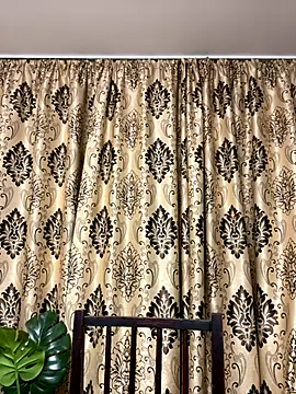 NadiraNoor online show from November 25, 11:38 pm