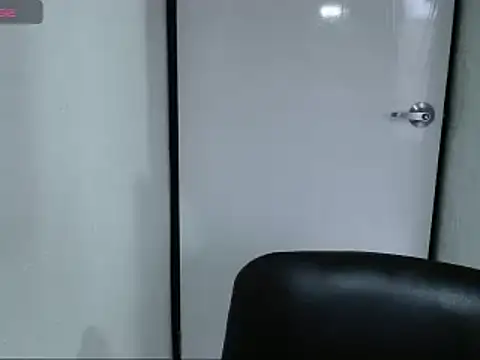 Snapshot of horny_paty chatting on February 23, 2:25 pm horny paty online show from February 23, 2:25 pm