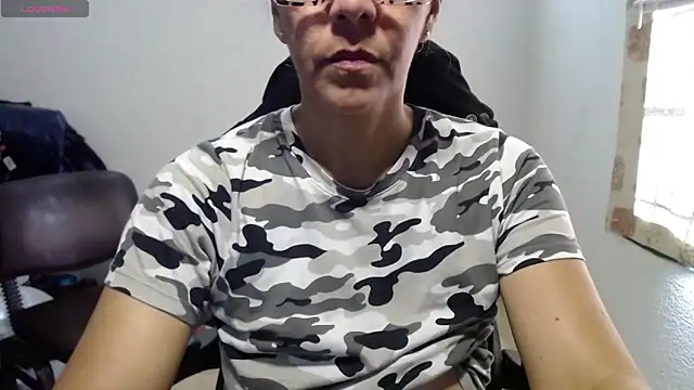 Snapshot of horny_paty chatting on December 4, 8:50 pm horny paty online show from December 4, 8:50 pm