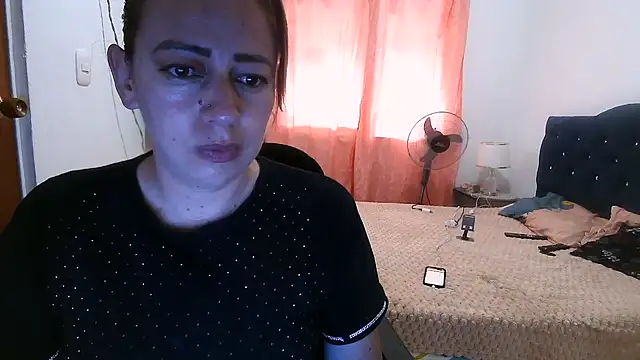 Snapshot of Chanel_87xxx chatting on May 28, 8:39 pm Chanel 87xxx online show from May 28, 8:39 pm