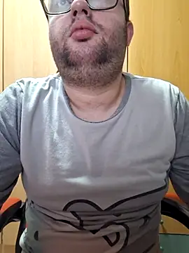 Javier bear online show from March 30, 9:16 pm